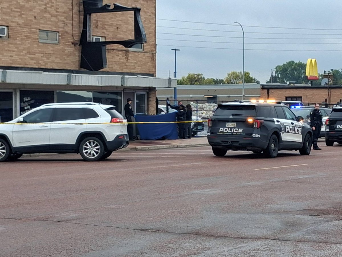 Multiple units responded to a report of a medical emergency in the 100 block of N Indiana Ave. Unfortunately the subject that suffered a medical emergency, did not survive. At this time, police are treating it as a medical emergency, pending autopsy report